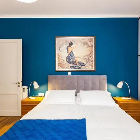 La Moderna Apartman Hriszí Aktí Haniá